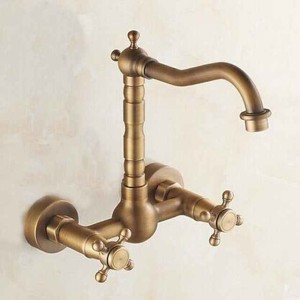 Vintage Kitchen Sink Mixer Faucet Wall Mounted, 360 Swivel Spout Retro Style Brass 2 Handle 2 Hole Vessel Taps, Traditional Kitchen Taps with Hot and Cold Water Hose