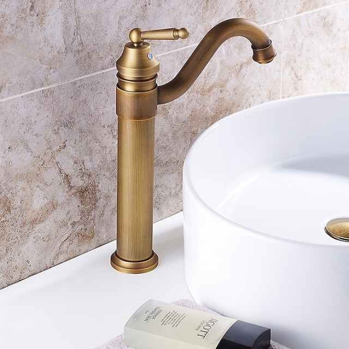 Bathroom Sink Faucet - Rotatable Antique Brass / Electroplated Centerset Single Handle One HoleBath Taps