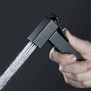 Copper Single Hole Bidet Black Toilet Handheld Bidet Sprayer Self-Cleaning Contemporary Cleaning Spray Gun Set