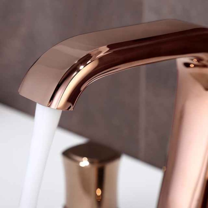 Bathroom Sink Faucet - Widespread Chrome / Oil-rubbed Bronze / Gold Widespread Two Handles Three HolesBath Taps / Vintage / Rose Gold / Black / Painted Finishes / Multi-Ply