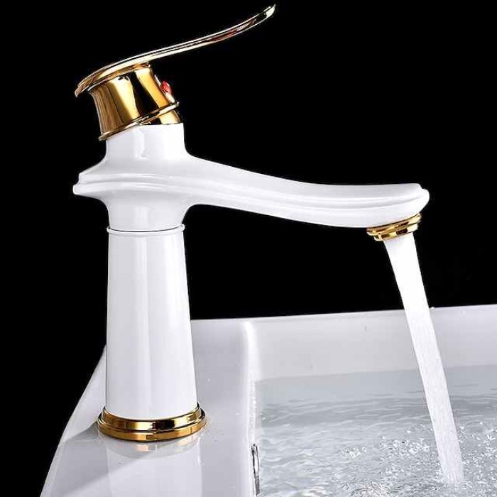 Bathroom Sink Faucet - Classic Electroplated Centerset Single Handle One HoleBath Taps