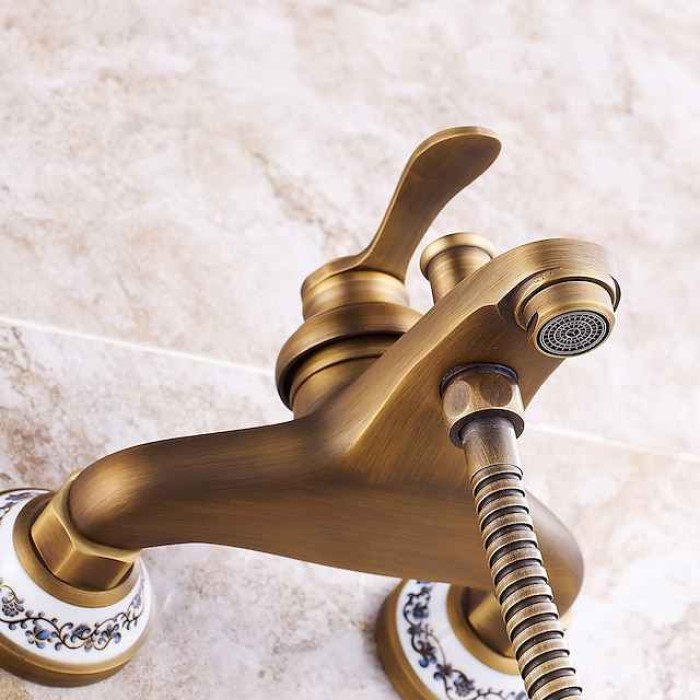 Shower Faucet / Rainfall Shower Head System Set - Handshower Included pullout Vintage Style / Country Antique Brass / Electroplated Mount Outside Ceramic Valve Bath Shower Mixer Taps / Single Handle