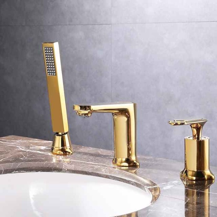 Bathroom Sink Faucet - Pullout Spray / Widespread Chrome / Electroplated Widespread Single Handle Three HolesBath Taps