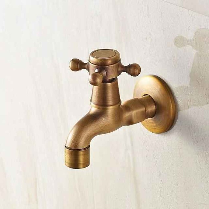 Outdoor Faucet Wall Mounted Single Handle/Outdoor/Indoor One Hole Centerset Retro Vintage Decorative Solid Brass Bathroom Sink Faucet Faucet Tap