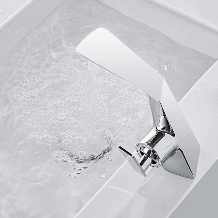 Bathroom Sink Faucet - Waterfall Electroplated / Painted Finishes Centerset Single Handle One HoleBath Taps