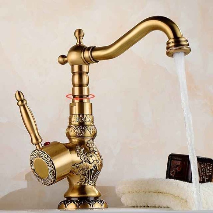 Bathroom Sink Faucet Centerset Brass Centerset Single Handle One Hole Bath Taps