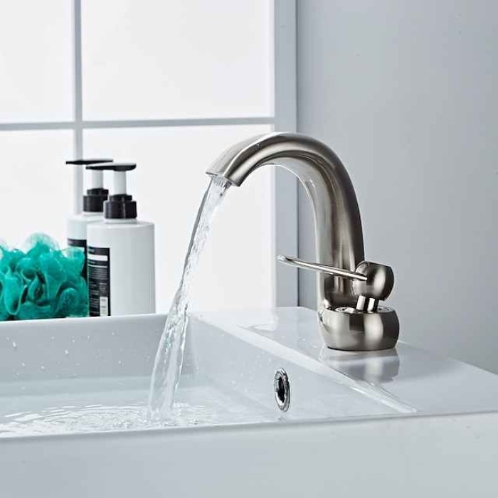 Bathroom Sink Faucet - Waterfall Chrome / Oil-rubbed Bronze / Brushed Centerset Single Handle One HoleBath Taps