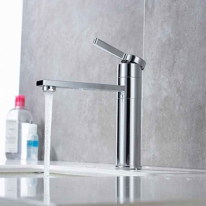 Bathroom Sink Faucet - Rotatable Chrome Centerset Single Handle One HoleBath Taps