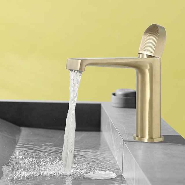 Bathroom Sink Faucet,Black Bathroom Faucet,Brass Single Handle One Hole Bath Taps(Black/Grey/Chrome/Golden)