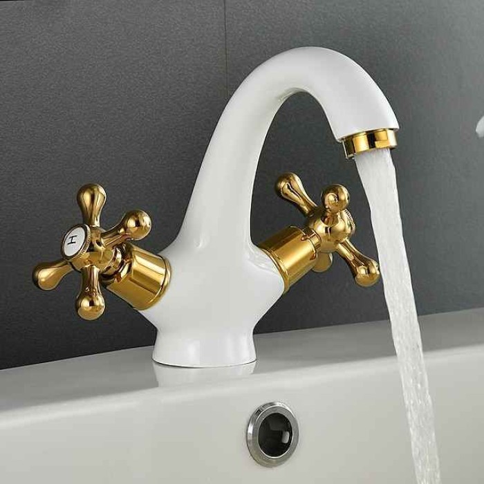 Bathroom Sink Faucet,Classic Electroplated / Painted Finishes Centerset Two Handles One Hole Bath Taps