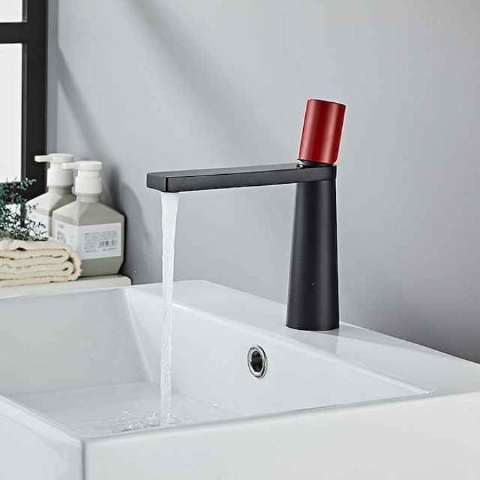 Bathroom Sink Faucet - Classic Electroplated / Painted Finishes Centerset Single Handle One HoleBath Taps