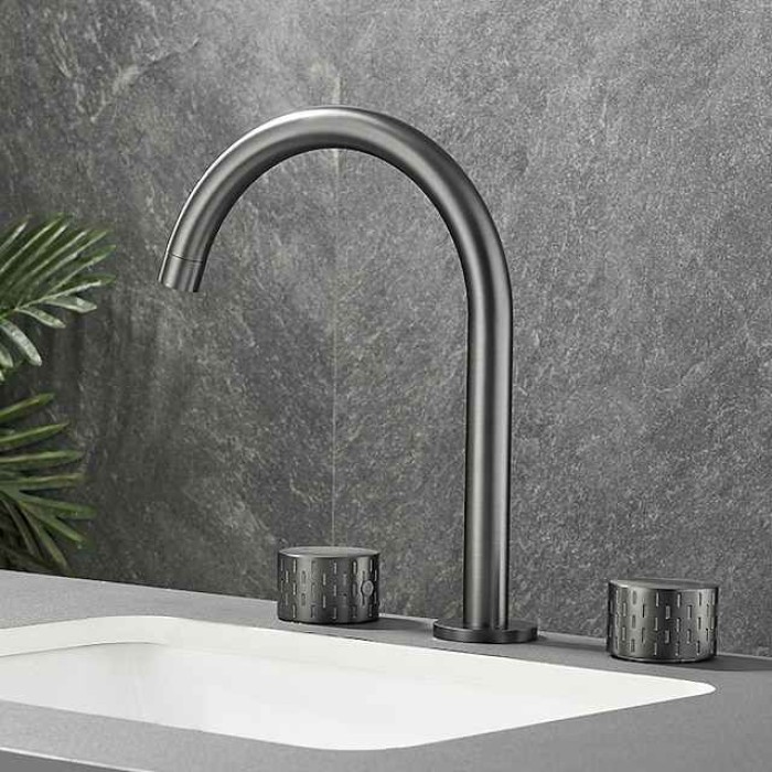 Bathroom Sink Faucet - Rotatable / Classic Electroplated Widespread Two Handles Three Holes Bath Taps