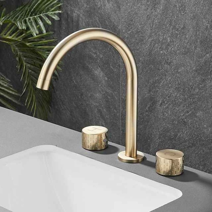 Bathroom Sink Faucet - Rotatable / Classic Electroplated Widespread Two Handles Three Holes Bath Taps