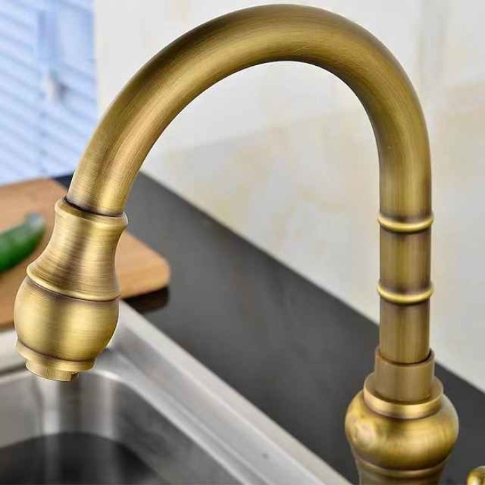 Traditional Kitchen Sink Mixer Faucet Swivel Spout Rotates 360°, Retro Style Single Handle Kitchen Taps Deck Mounted, One Hole Brass Vintage Water Vessel Taps