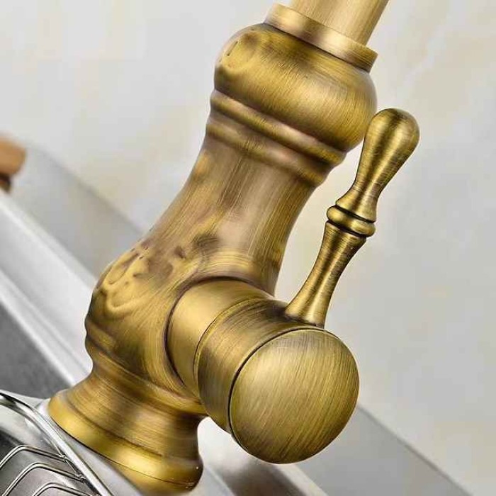 Traditional Kitchen Sink Mixer Faucet Swivel Spout Rotates 360°, Retro Style Single Handle Kitchen Taps Deck Mounted, One Hole Brass Vintage Water Vessel Taps