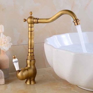 Traditional Kitchen Sink Mixer Faucet with Cold and Hot Hose, Vessel Taps Single Handle