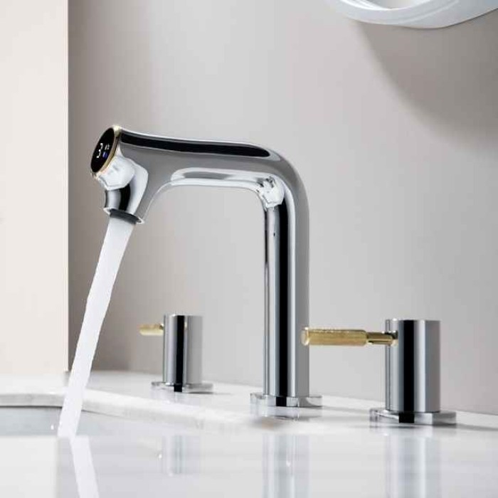 Bathroom Sink Faucet - Rotatable / LED / Classic Chrome / Brushed / Electroplated Centerset Two Handles Three HolesBath Taps